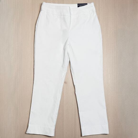 Chico’s So Slimming Brigitte Slim Leg Crop Pants Alabaster White Size Small NWT - Picture 2 of 7